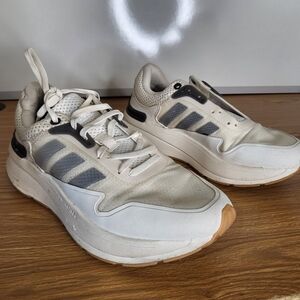 Adidas ZNCHILL LIGHTMOTION  White Black Mens Size 7.5